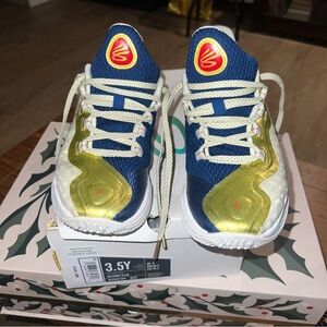 Kids Under Armour GS Curry Blue and Gold Sneakers Size 3.5 Unisex